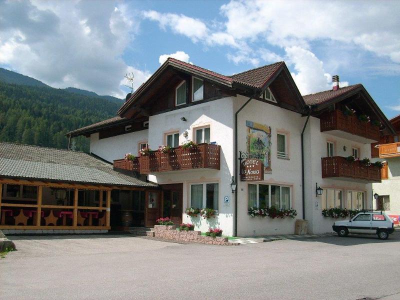 Hotel La Noria Commezzadura Exterior foto
